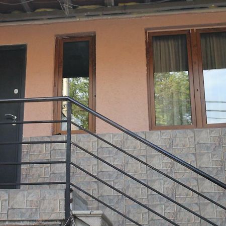 Family Apartament Appartement Tbilisi Buitenkant foto