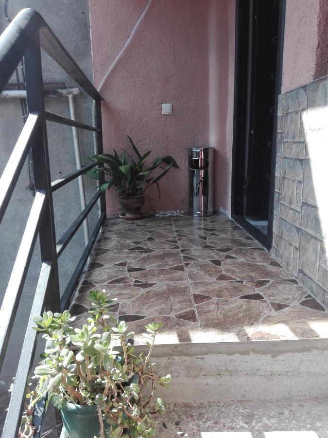 Family Apartament Appartement Tbilisi Buitenkant foto